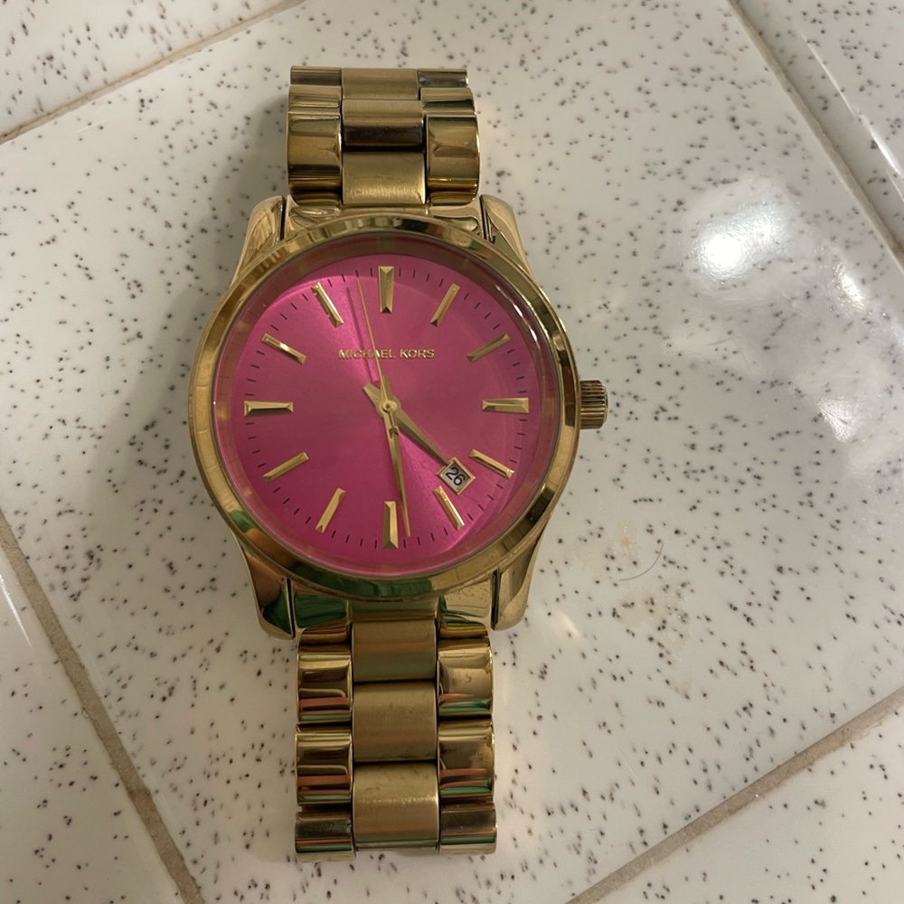Michael Kors women’s watch with a pink face